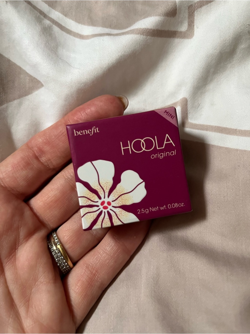 Benefit HOOLA Mini Bronzer Box in Plum and Cream